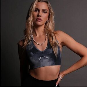 WOLVES PYRAMID "EVERSON SEAMLESS" HALTER BRA IN DARC BLUE BIG GHOST CLOUDS